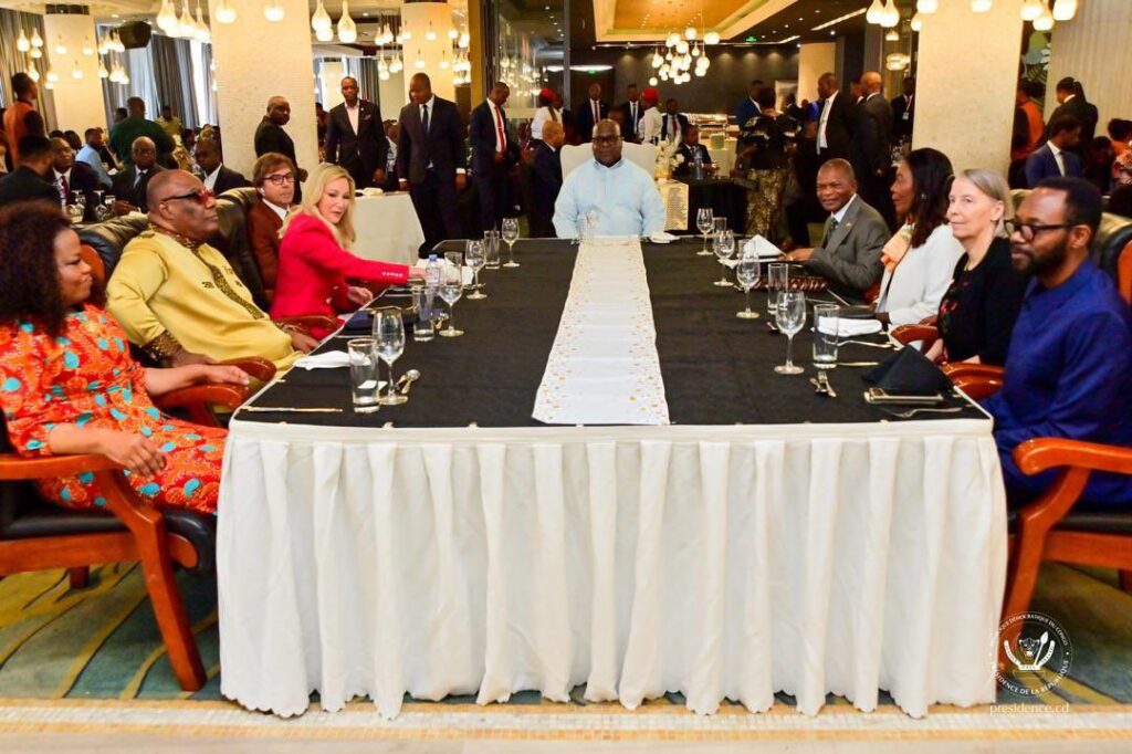 IMG-20251110-WA0002-1024x682 RDC : Félix Tshisekedi clôture le sommet de prières patriotiques et proclame « l’espérance » du pays